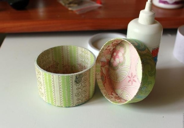 Шкатулочка из бобины от скотча своими руками Шкатулочка из бобины от скотча своими руками