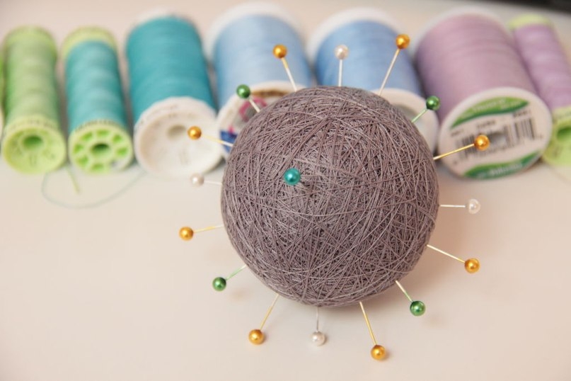 Искусство темари - вышивание красочных узоров на нитяных шариках