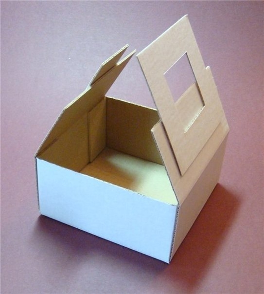 Простенькая коробка с замочком