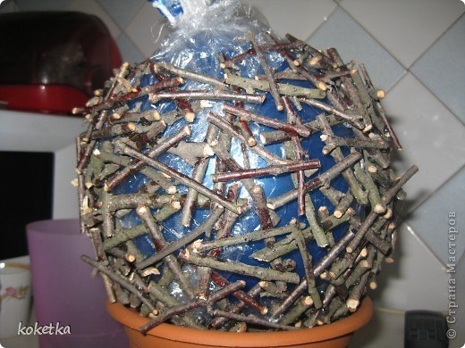 Светильник из веток