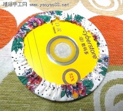 Шкатулочка из старых компакт-дисков Шкатулочка из старых компакт-дисков