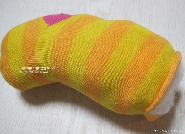 Игрушки из носков. Собачка.