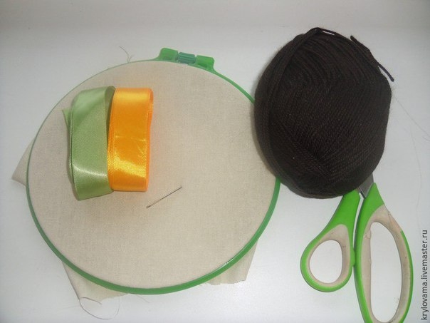 Вышиваем подсолнухи лентами