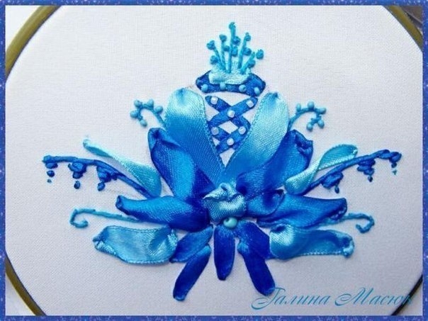 Вышивка лентами. Элемент гжельской росписи