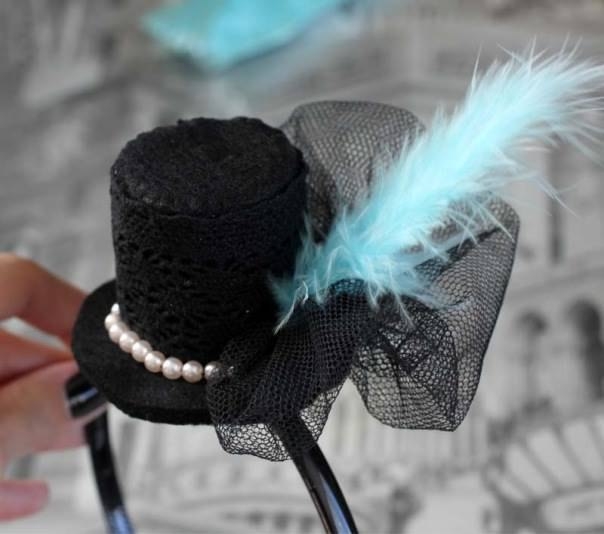 Маленькая шляпка из фетра