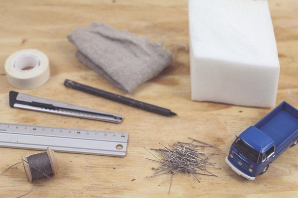 Мастерим игольницу