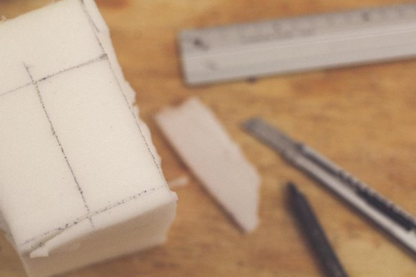 Мастерим игольницу