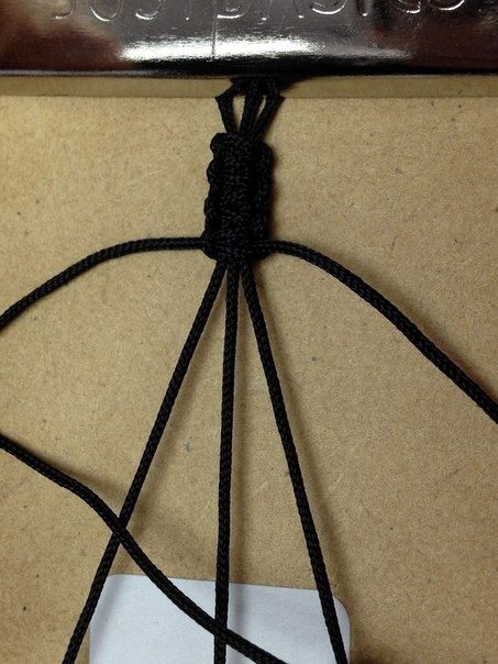 Плетём шамбалу