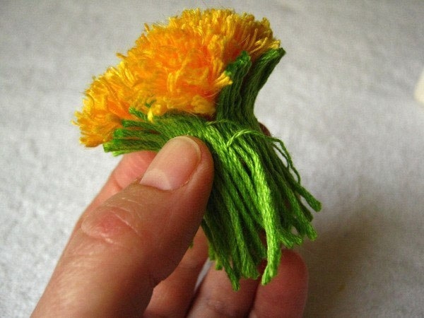 Одуванчик из ниток. Мастер-класс