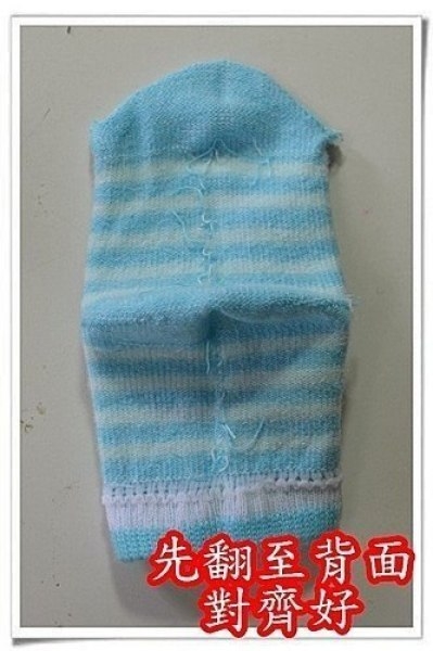 Забавные и очень милые котята из носков