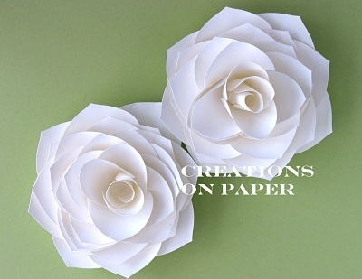 Нежная роза из бумаги