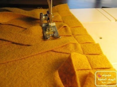 Декоративная подушка из фетра