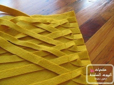 Декоративная подушка из фетра