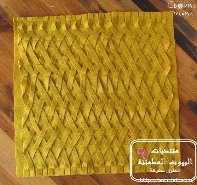 Декоративная подушка из фетра