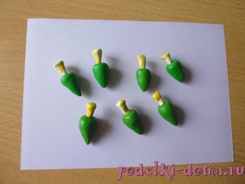 Подснежники из пластиковых чайных ложек