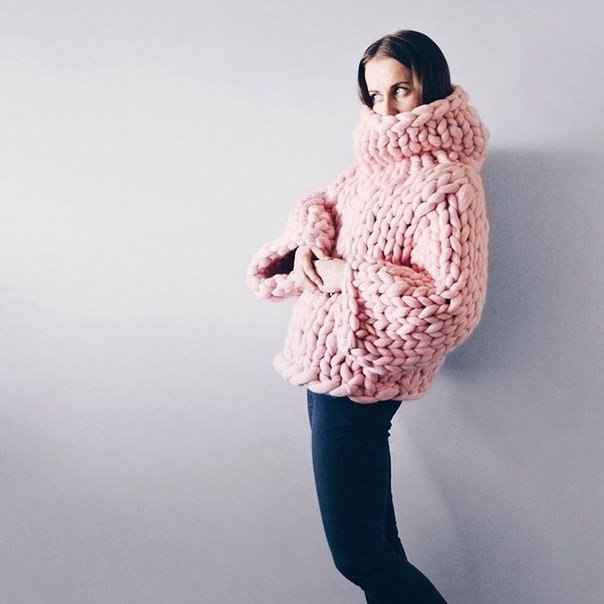 Потрясающее крупное вязание от Anna Mo Потрясающее крупное вязание от Anna Mo