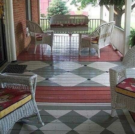 Деревянный пол на даче: способы декора своими руками