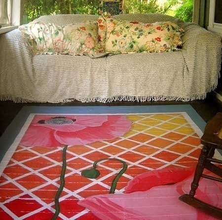 Деревянный пол на даче: способы декора своими руками