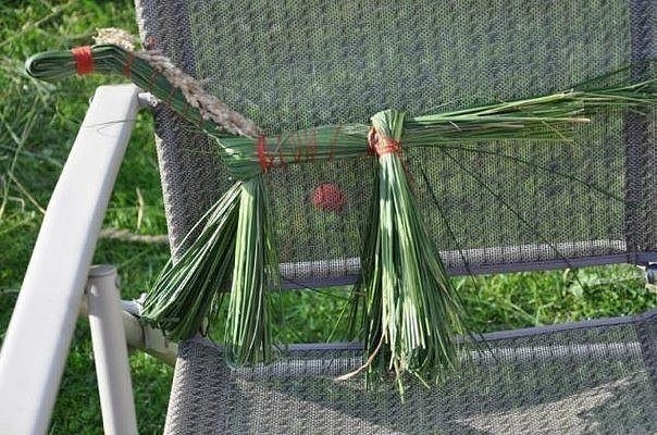 Лошадка из травы