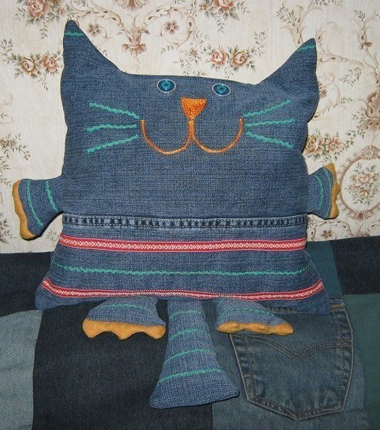 Новая жизнь старых джинс