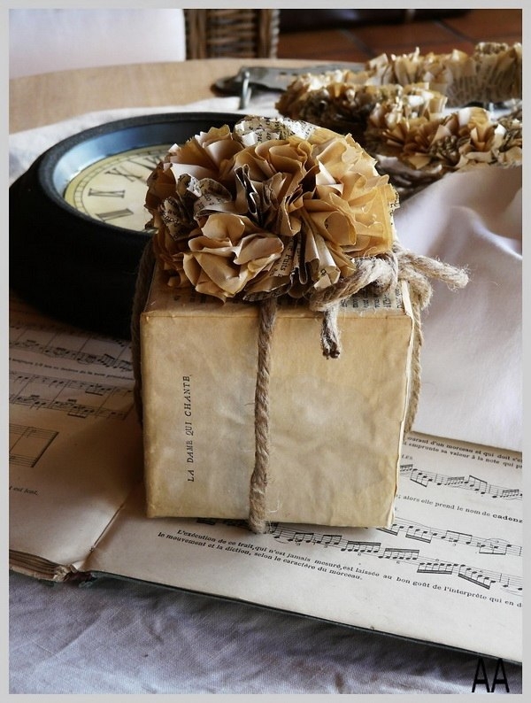 Декоры с помощью газет