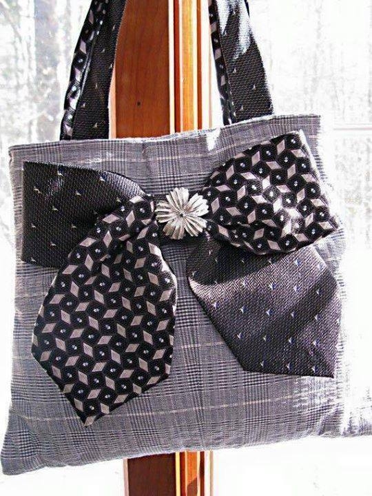 Превращение галстуков в полезные вещи