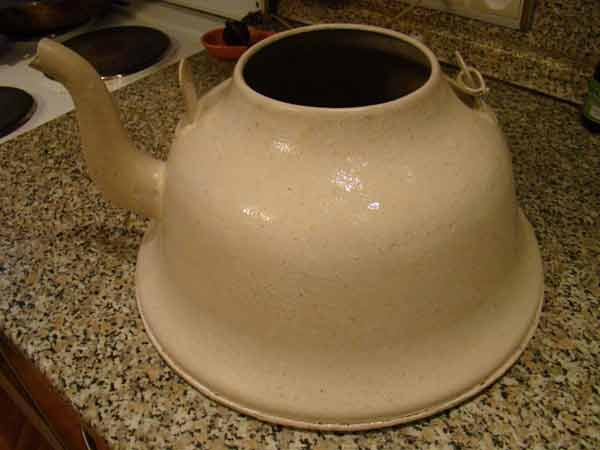 Декупаж старинного чайника