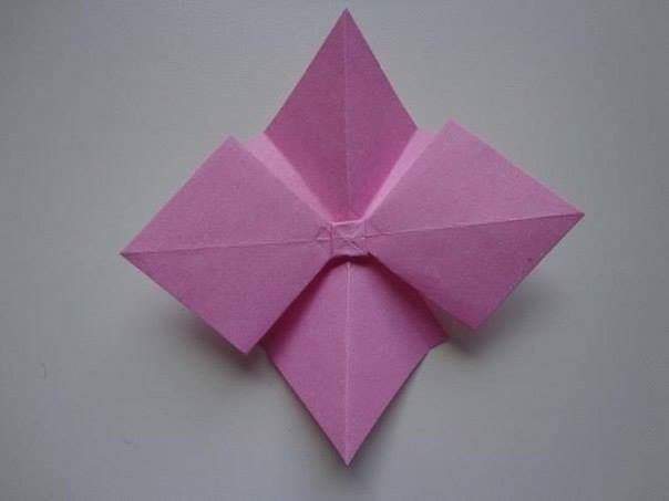 Как сделать бантик из бумаги