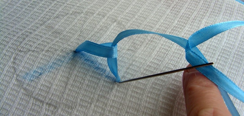 Вышивка атласными лентами