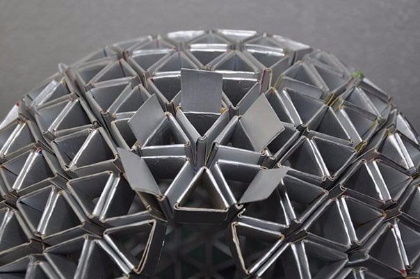 Как сделать люстру из упаковки какого-либо напитка