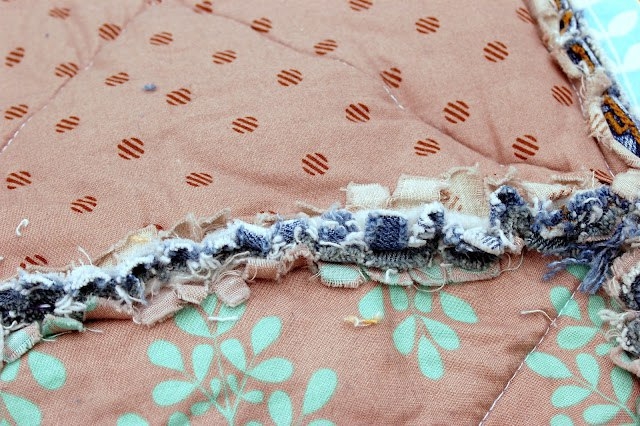 Джинсово-лоскутное одеяло для пикника