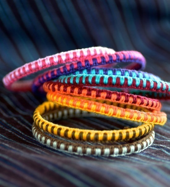Яркие браслеты Яркие браслеты