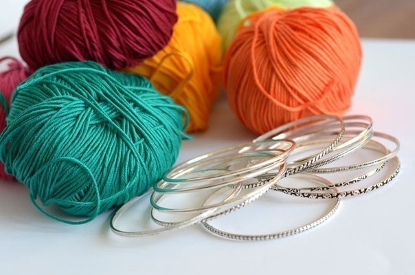 Яркие браслеты Яркие браслеты