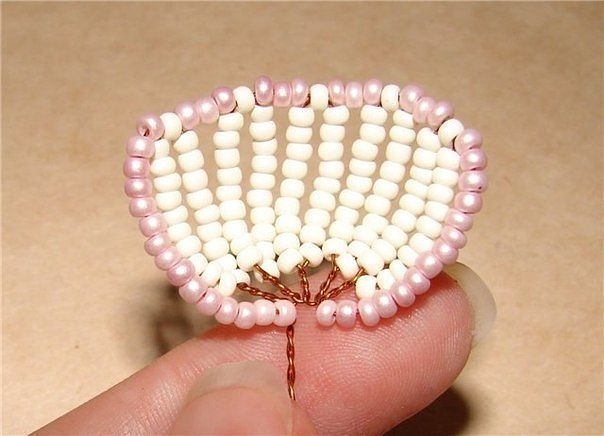 Букет роз из бисера