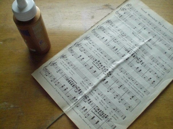 Винтажное перо для декора