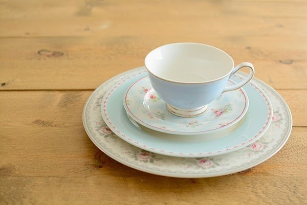 Этажерка из тарелок