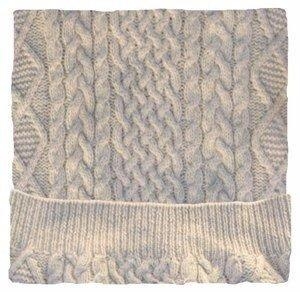 Подушка из старого свитера.