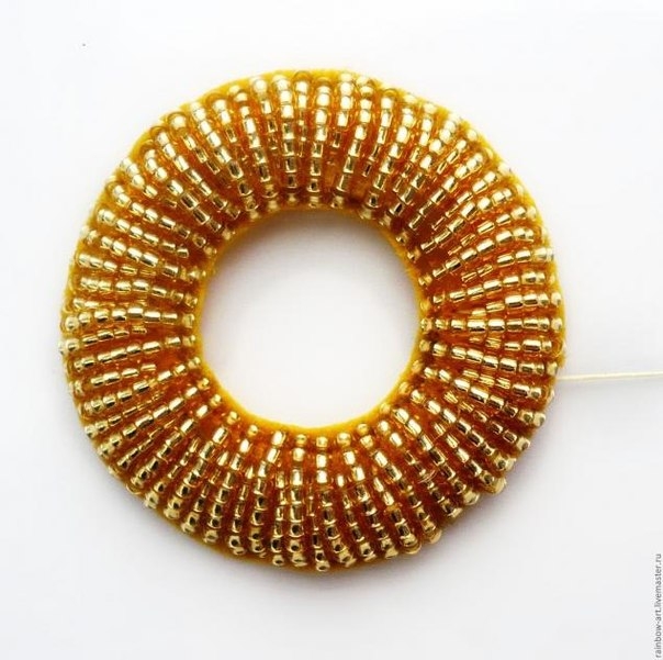 Стильные серьги