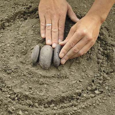 Садовые дорожки из гальки