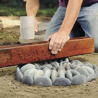 Садовые дорожки из гальки