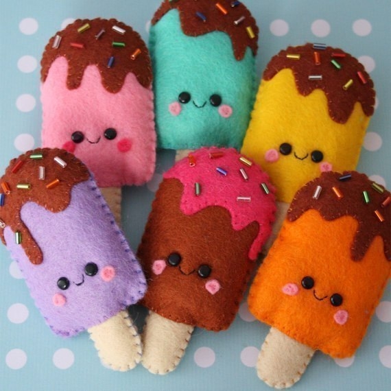 Вкусные брошки из фетра