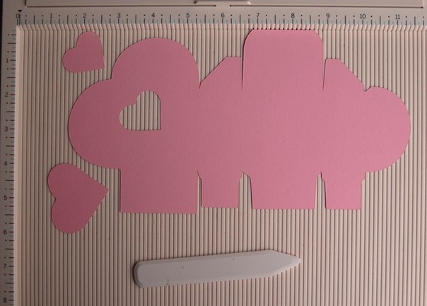 Коробочка-сердце для конфет.