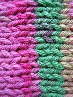 Сшиваем вязаные изделия между собой Сшиваем вязаные изделия между собой