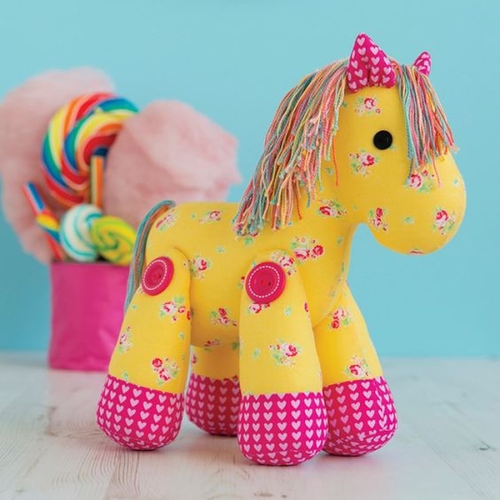 Игрушки из лоскутков. Идеи для вдохновения.