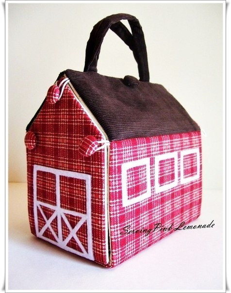 Кукольный домик из ткани Кукольный домик из ткани