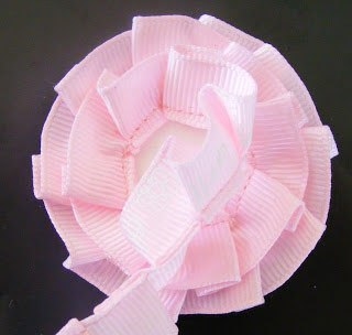 Цвeток-розетка из ленты