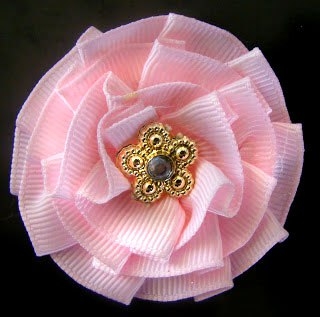 Цвeток-розетка из ленты