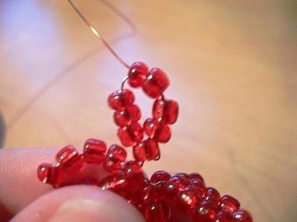 Малинка из бисера