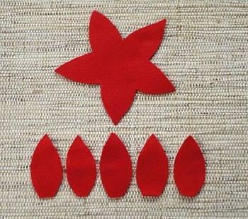 Рождественская пуансеттия из фетра