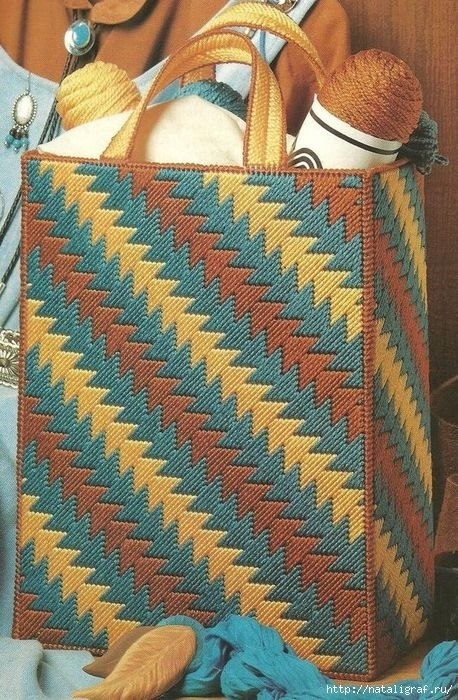 Барджелло - вышивка на сетке